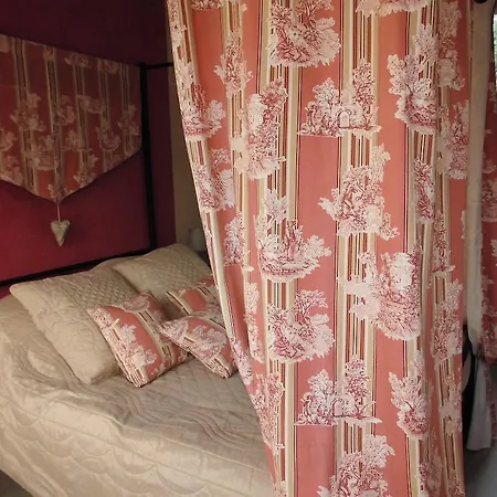 Bed & Breakfast La Demeure Avesnoise